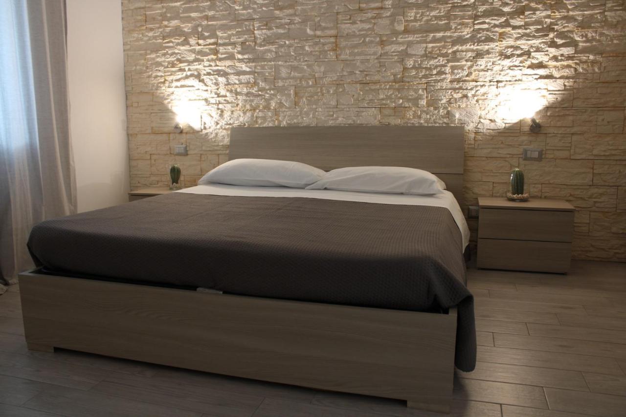 Dionisea Apartment Сиракуза Екстериор снимка
